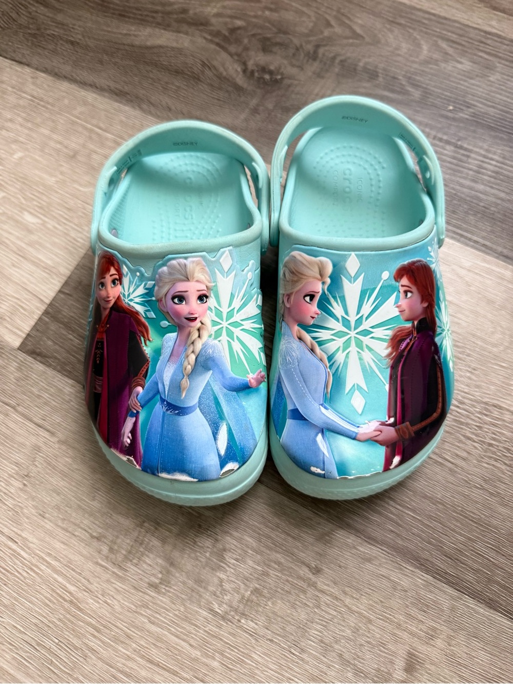 Crocs Frozen Girls' Light Blue Slip-On Clog Shoes
